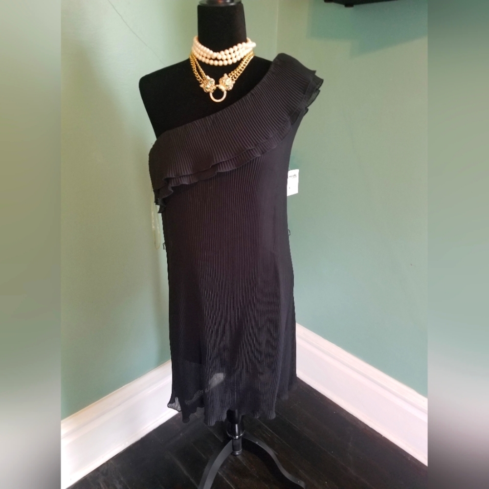 NWT Women's off the shoulder dress